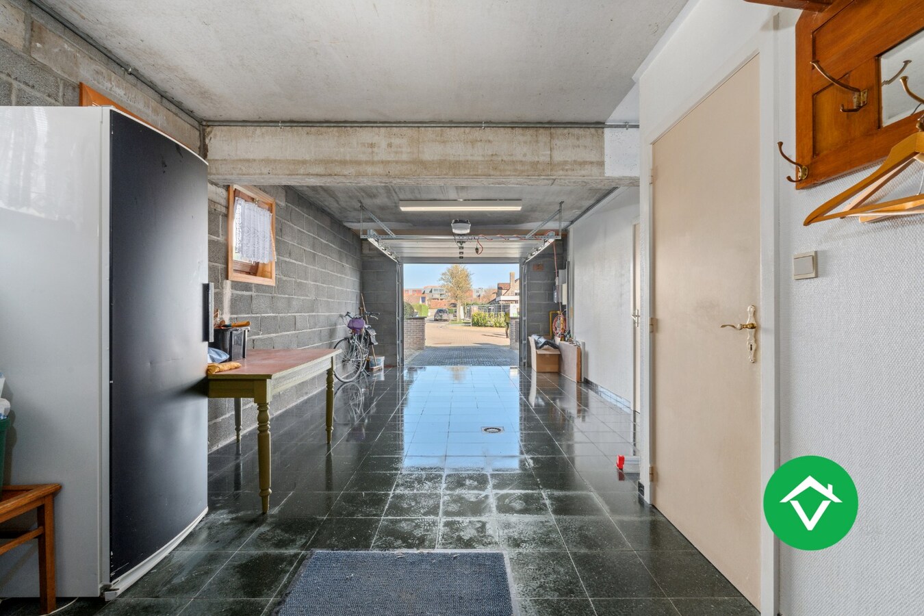 Rustig gelegen alleenstaande woning met 3 slaapkamers en garage te Nieuwpoort 