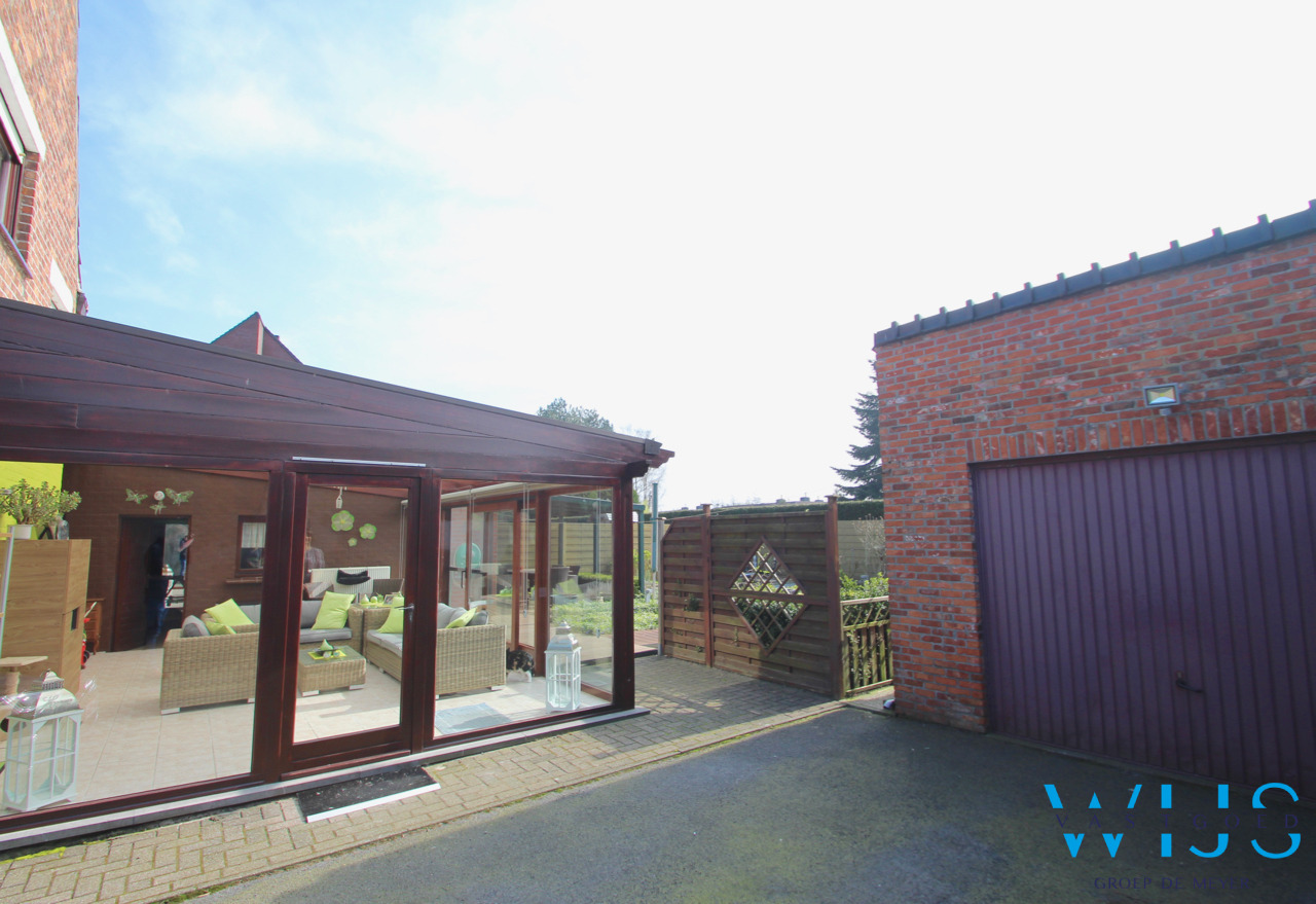 Gezellig woonhuis met mooie veranda en groene tuin ! 