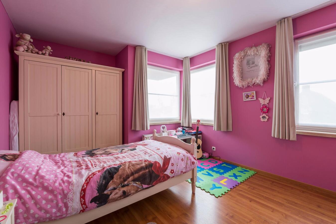 Prachtig afgewerkte halfopen woning met 3 slaapkamers 