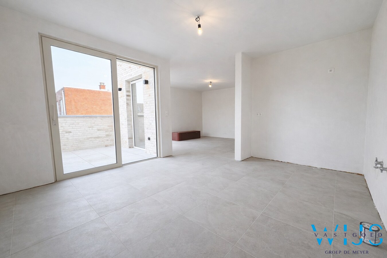 Stijlvol nieuwbouwappartement met privatief terras in hartje Wachtebeke 