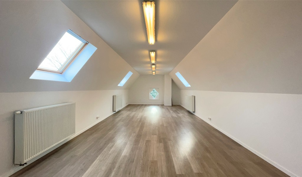 Gemeubelde kantoren met diensten nabij Gent-Sint-Pieters