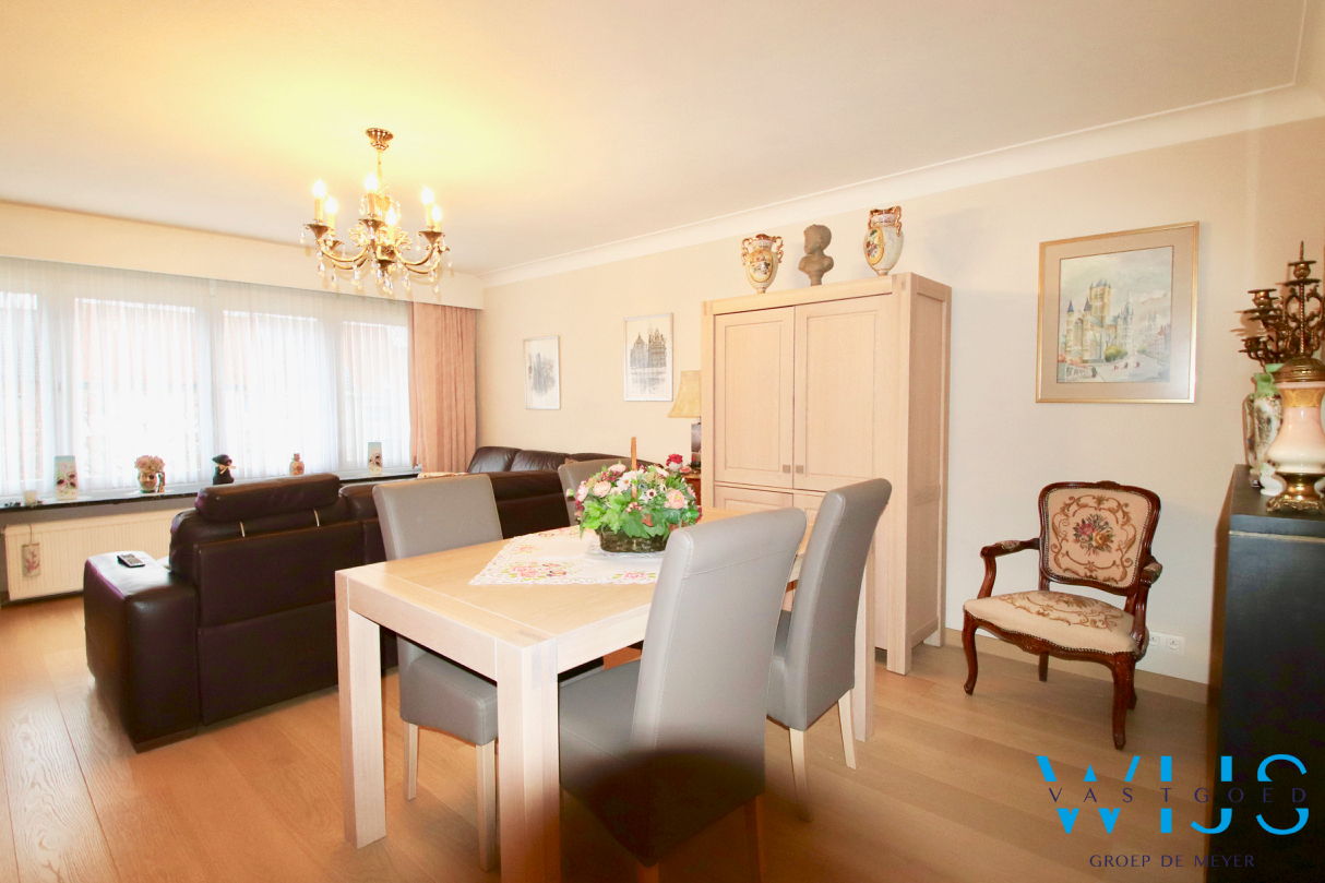 Instapklaar 2 slaapkamerappartement met terras te Wondelgem ! 