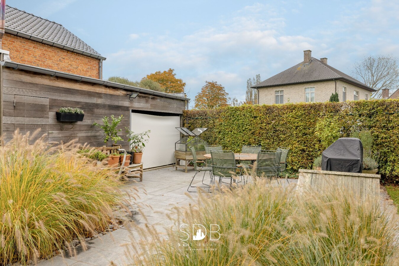 Prachtige woning met paardenfaciliteiten op 11.703m² 