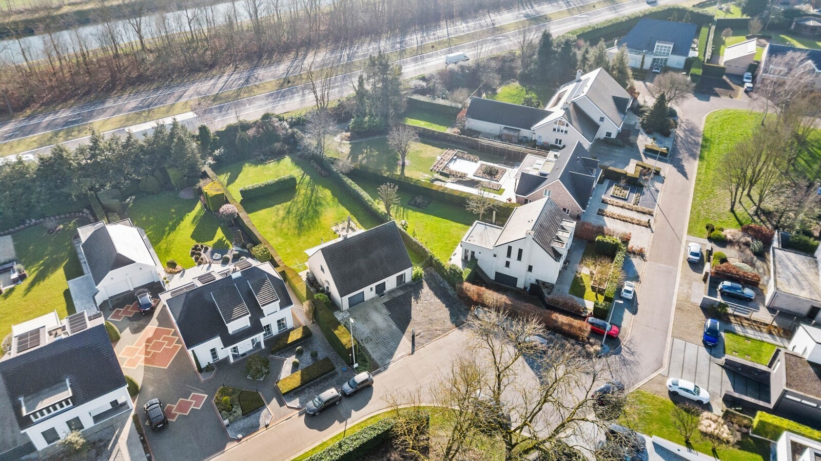 Vrijstaande gezinswoning op slechts 10 minuutjes van Maastricht! 