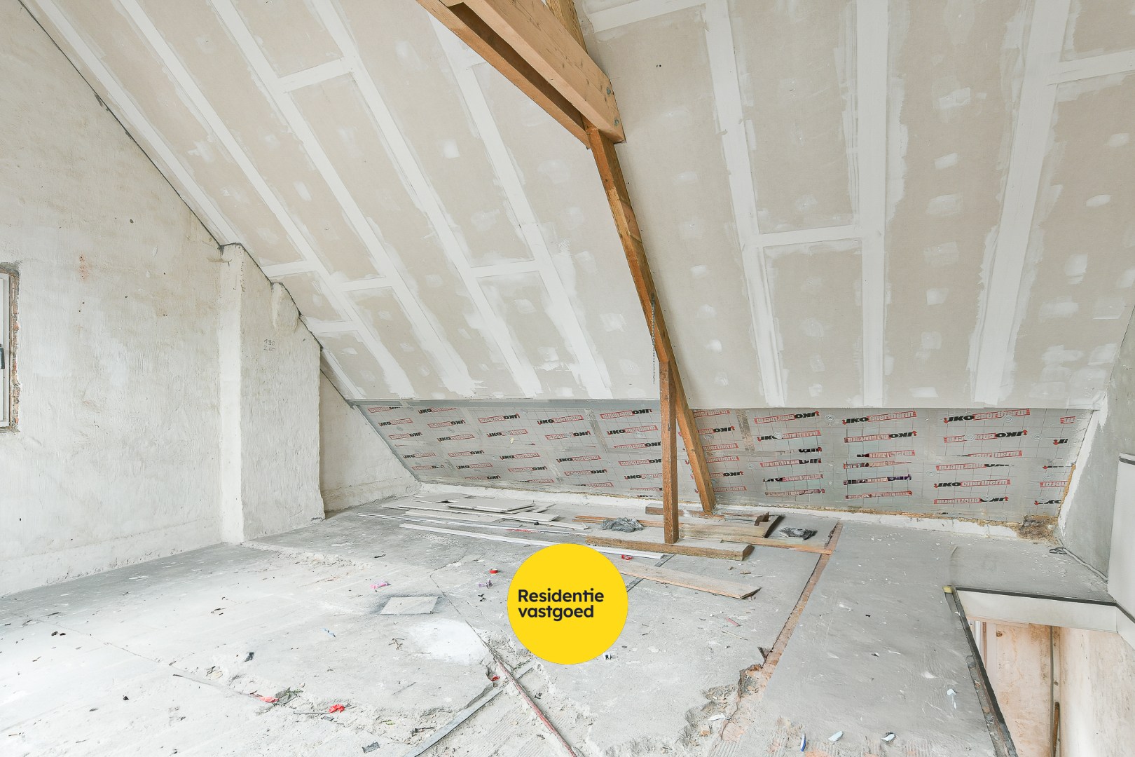 Te renoveren woning in het centrum van Veldegem 