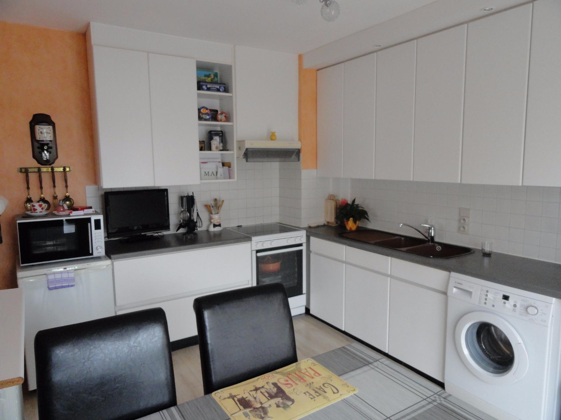 Ruim appartement met 3 slaapkamers en garage 