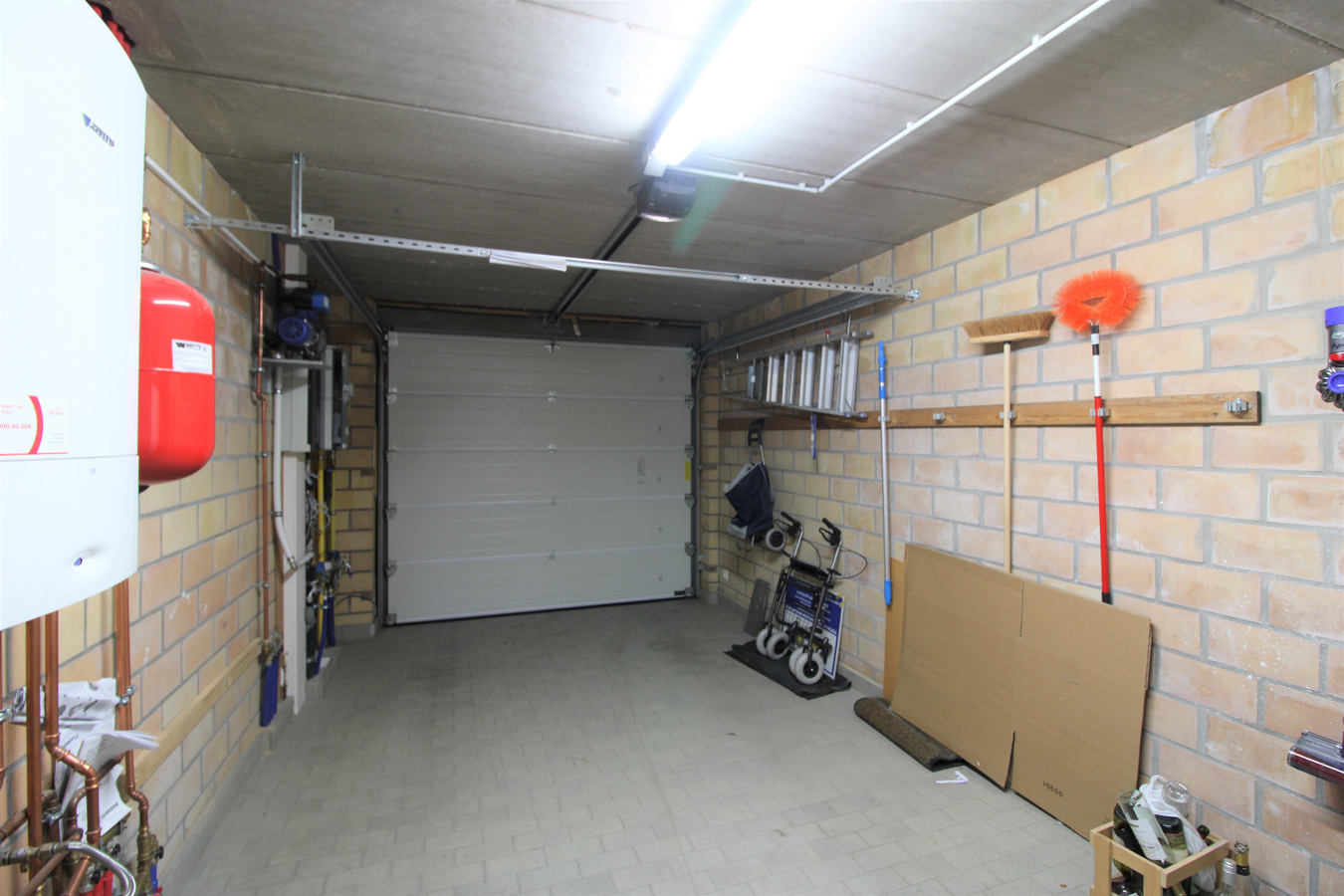 Ruime woning met 3 slaapkamers en garage in centrum Kortemark 