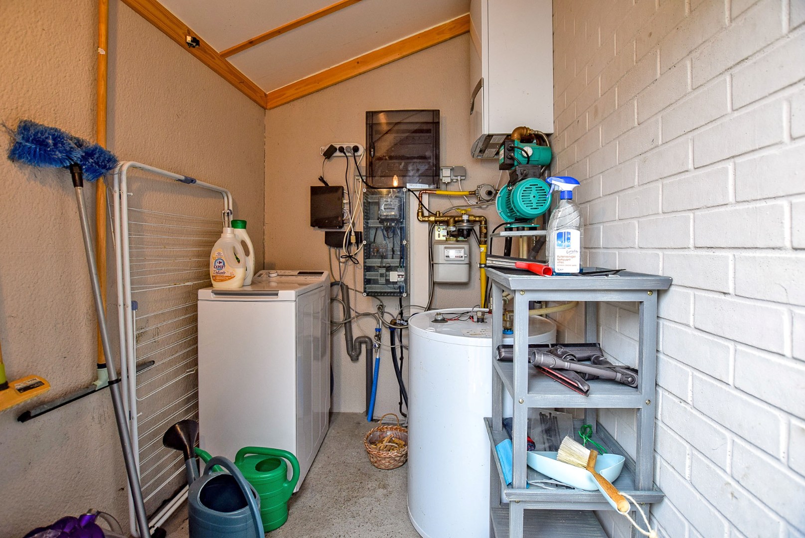 Prachtig onderhouden vakantiewoning (type vissershuis) met 3 slaapkamers en privé-parkeerplaats te Oostduinkerke. 