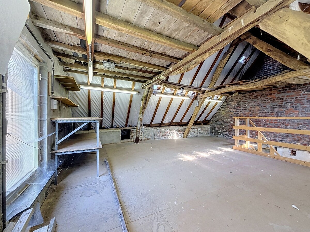 Ruime woning in de pittoreske dorpskern van St-Goriks-Oudenhove 