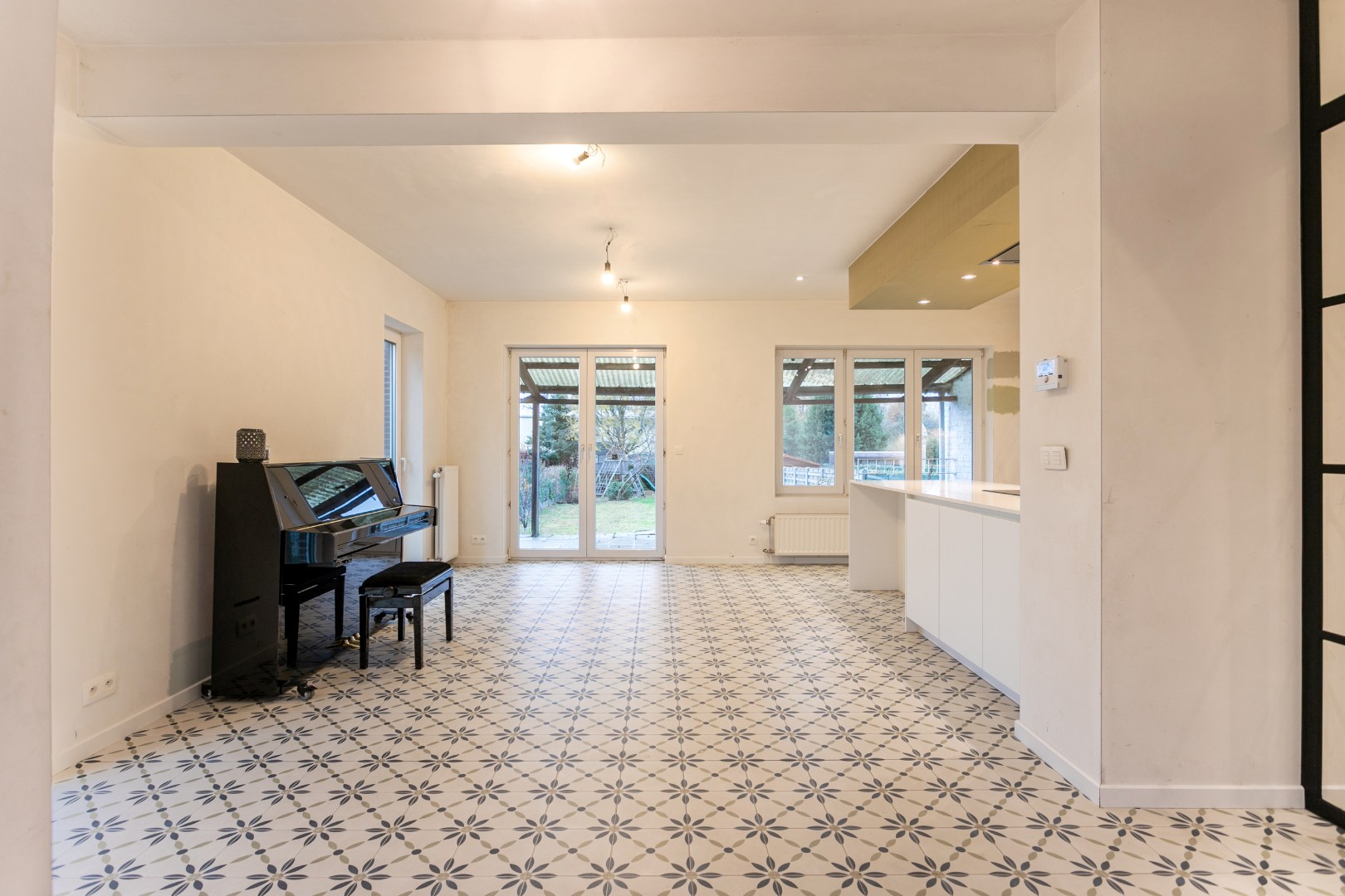 Instapklare woning met 4 slpk op perceel van 5a 45ca 