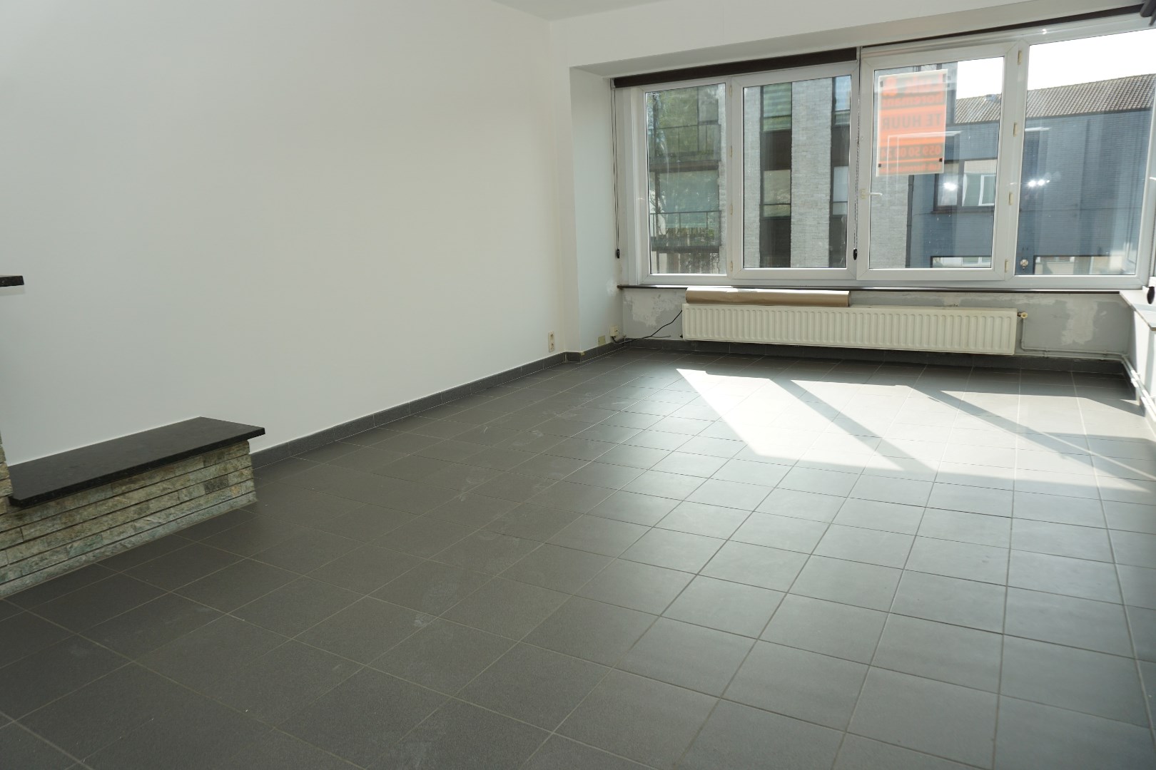 ONGEMEUBELD 2 SLP APP. TE HUUR GELEGEN VOORHAVENLAAN 