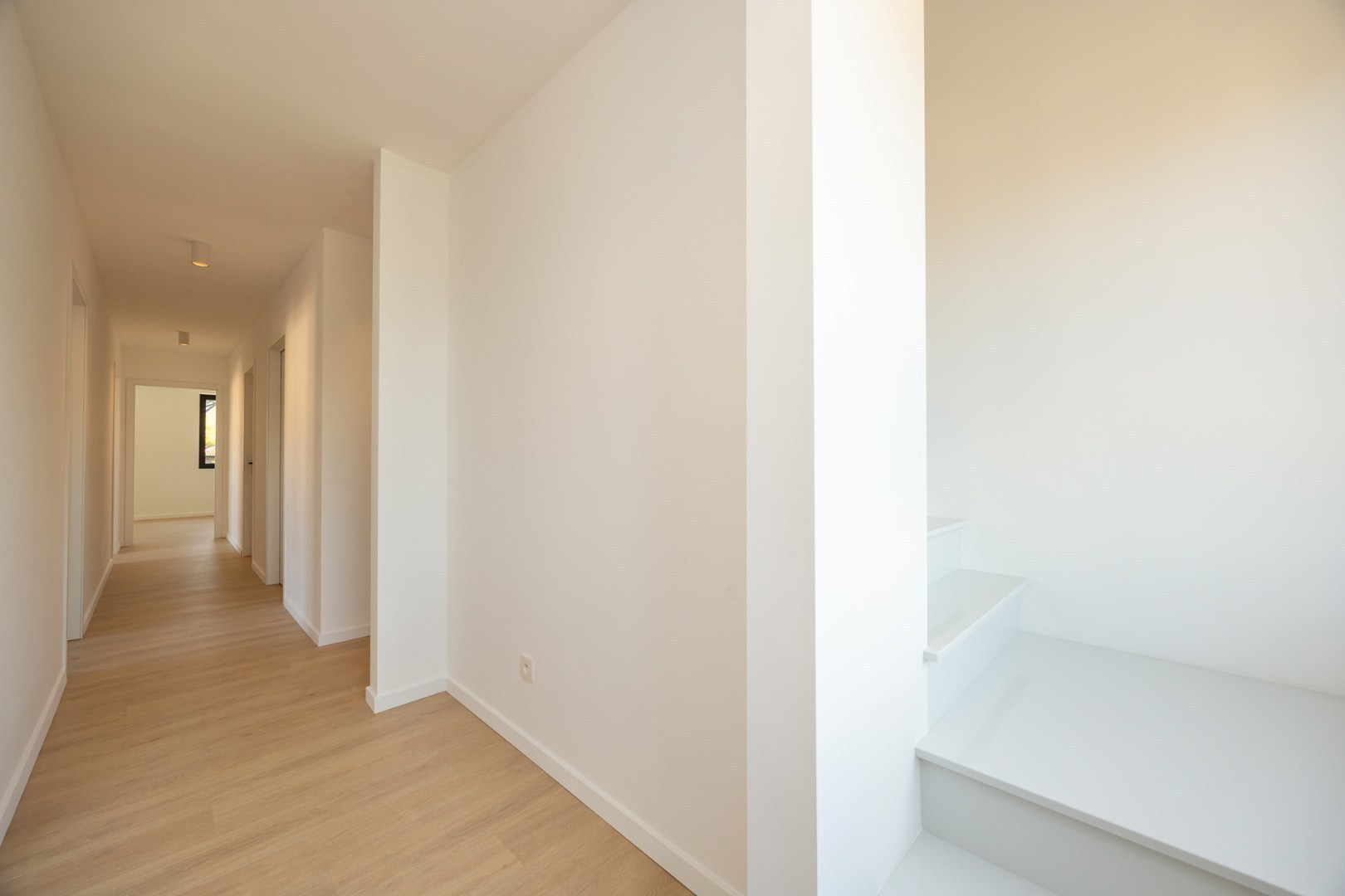 Nieuwbouw met 4 slaapkamers 