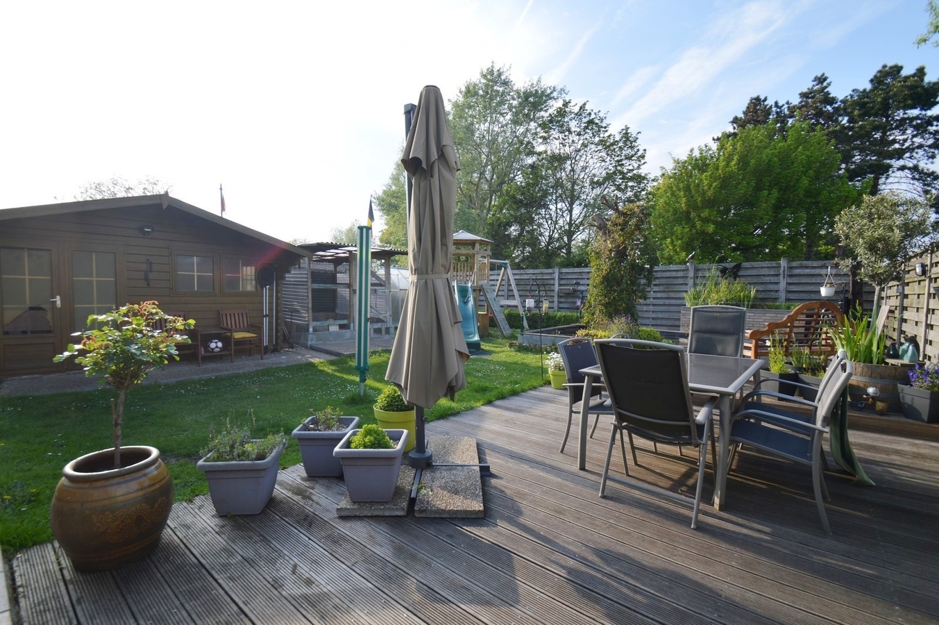 Woning met 4 slaapkamers op zeer rustige ligging - Heist 