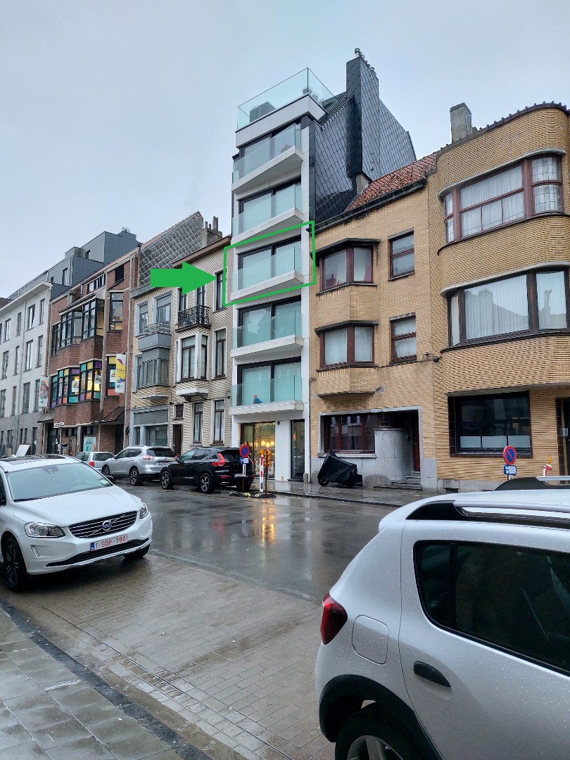 PRACHTIG RECENT APP. GELEGEN JOZEF II STRAAT - TOPLIGGING! 