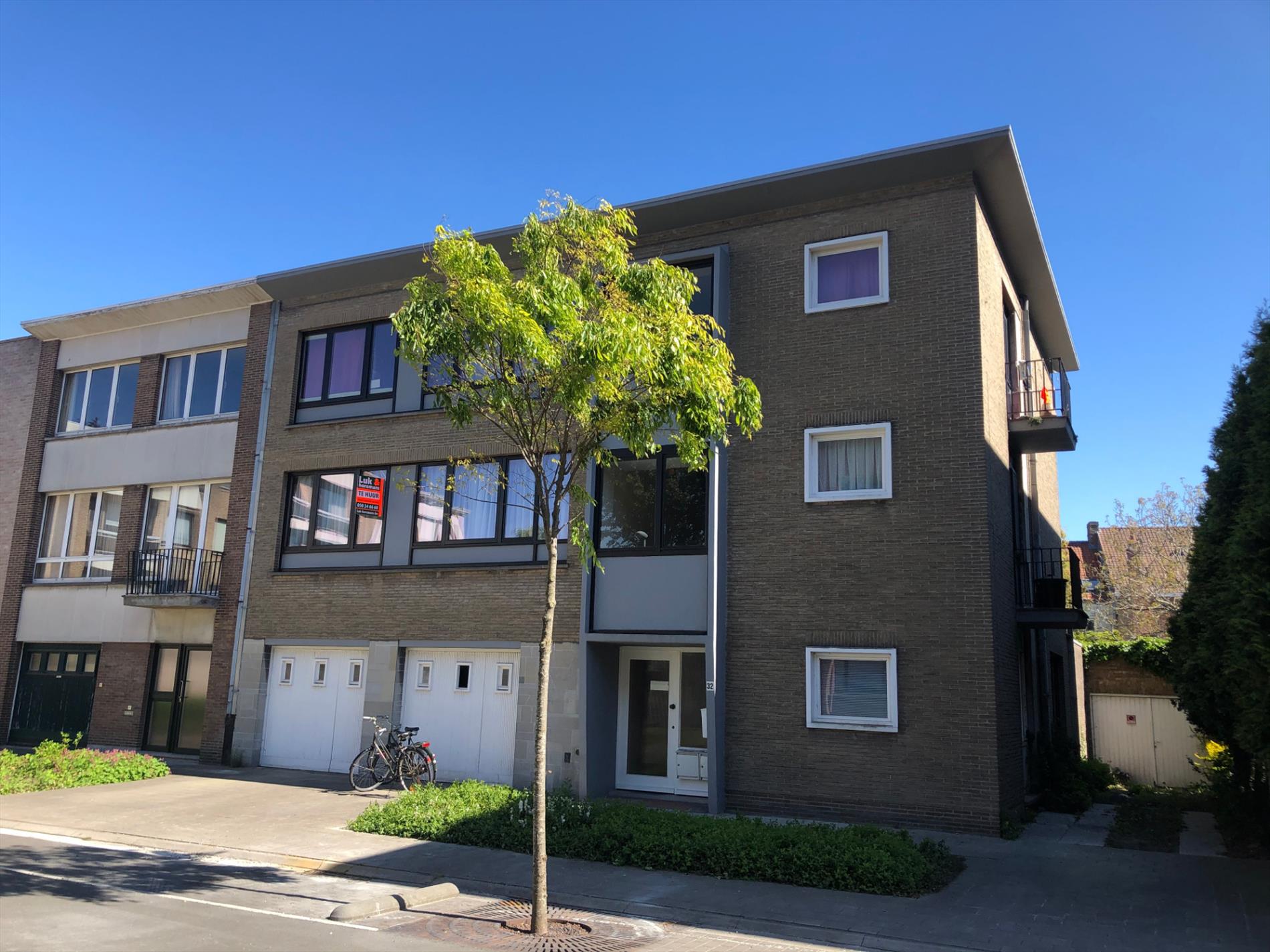 Appartement met 3 slaapkamers en garage 