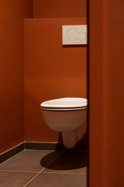 Gerenoveerd kantoor te koop nabij station Berchem