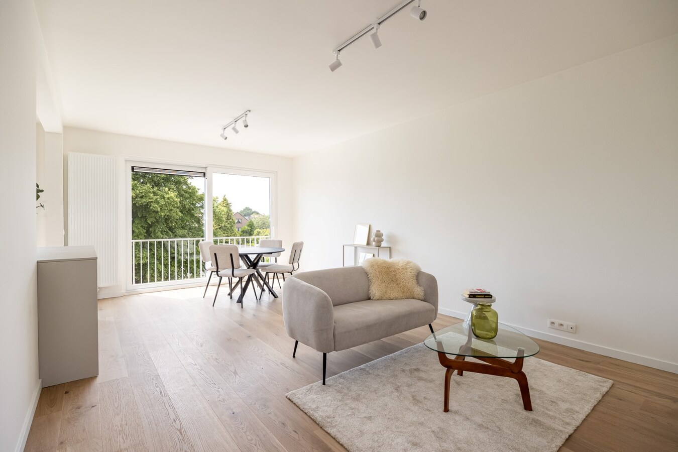 Gerenoveerd energiezuinig appt  met 2 slpk te Kontich! 