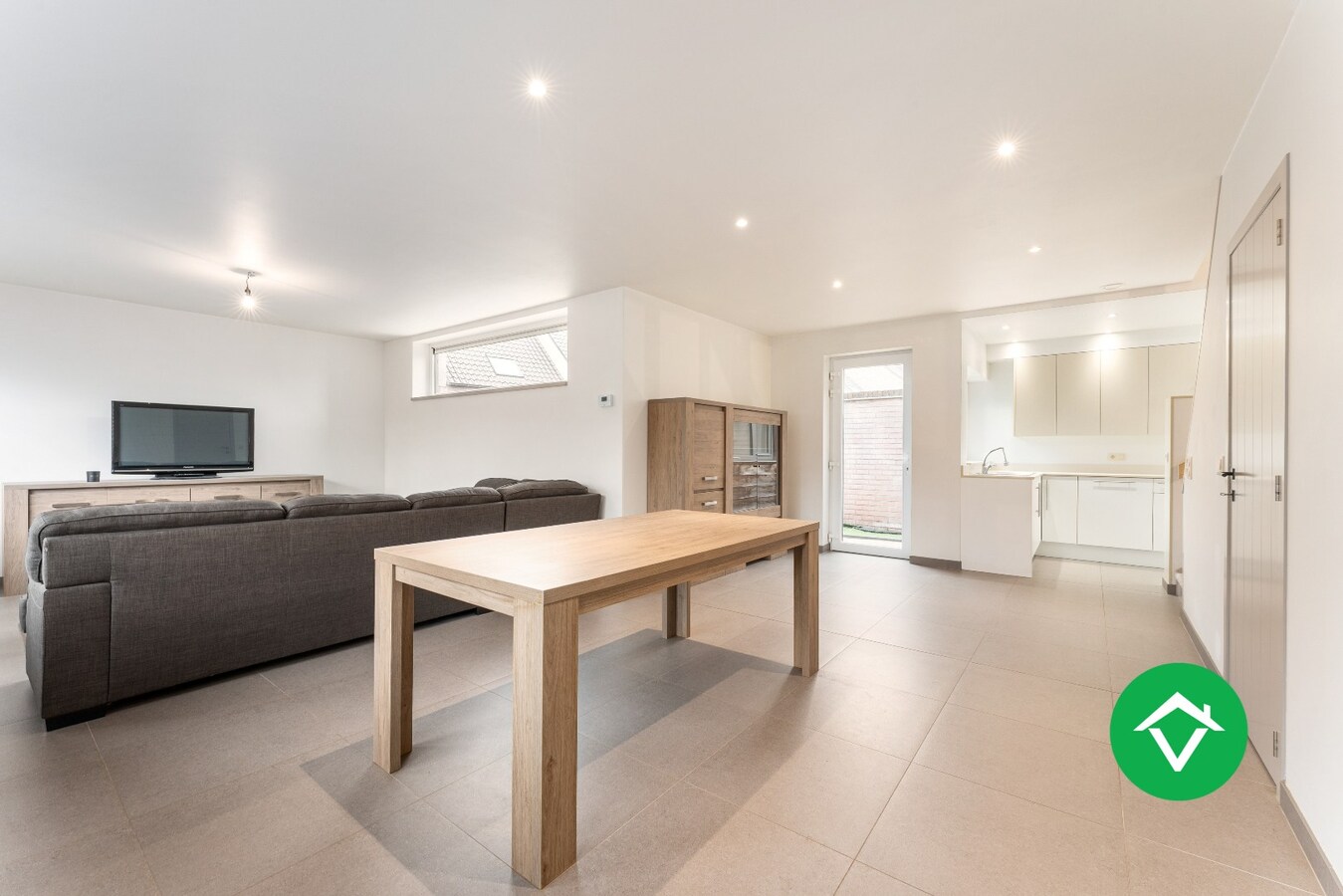 Instapklare gezinswoning met 3 slaapkamers op toplocatie nabij het centrum van Koekelare 