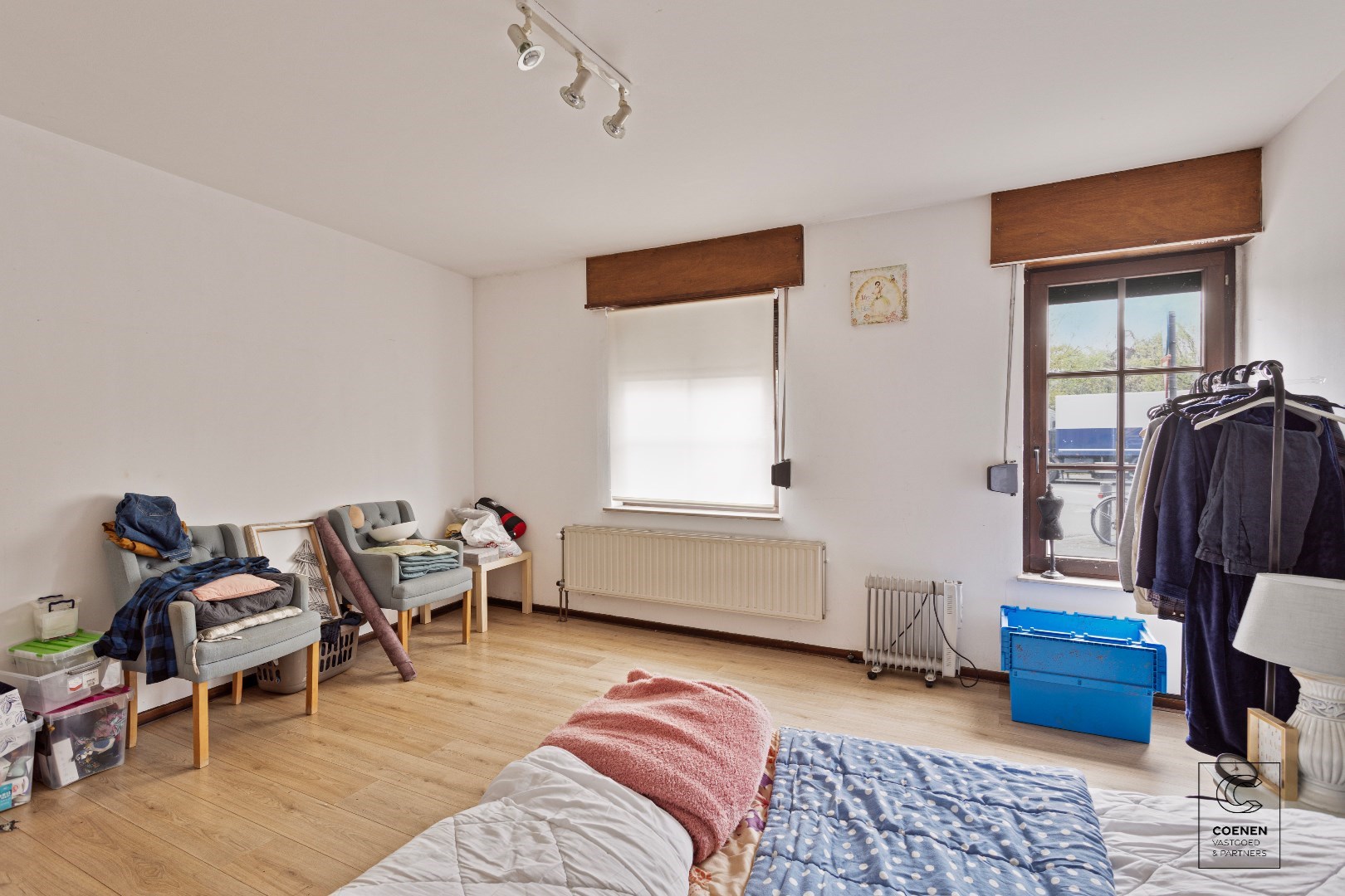 OPBRENGSTEIGENDOM bestaande uit twee appartementen en twee studio's op een perceel van 568 m2 gelegen op een uitstekende locatie te Hoboken 