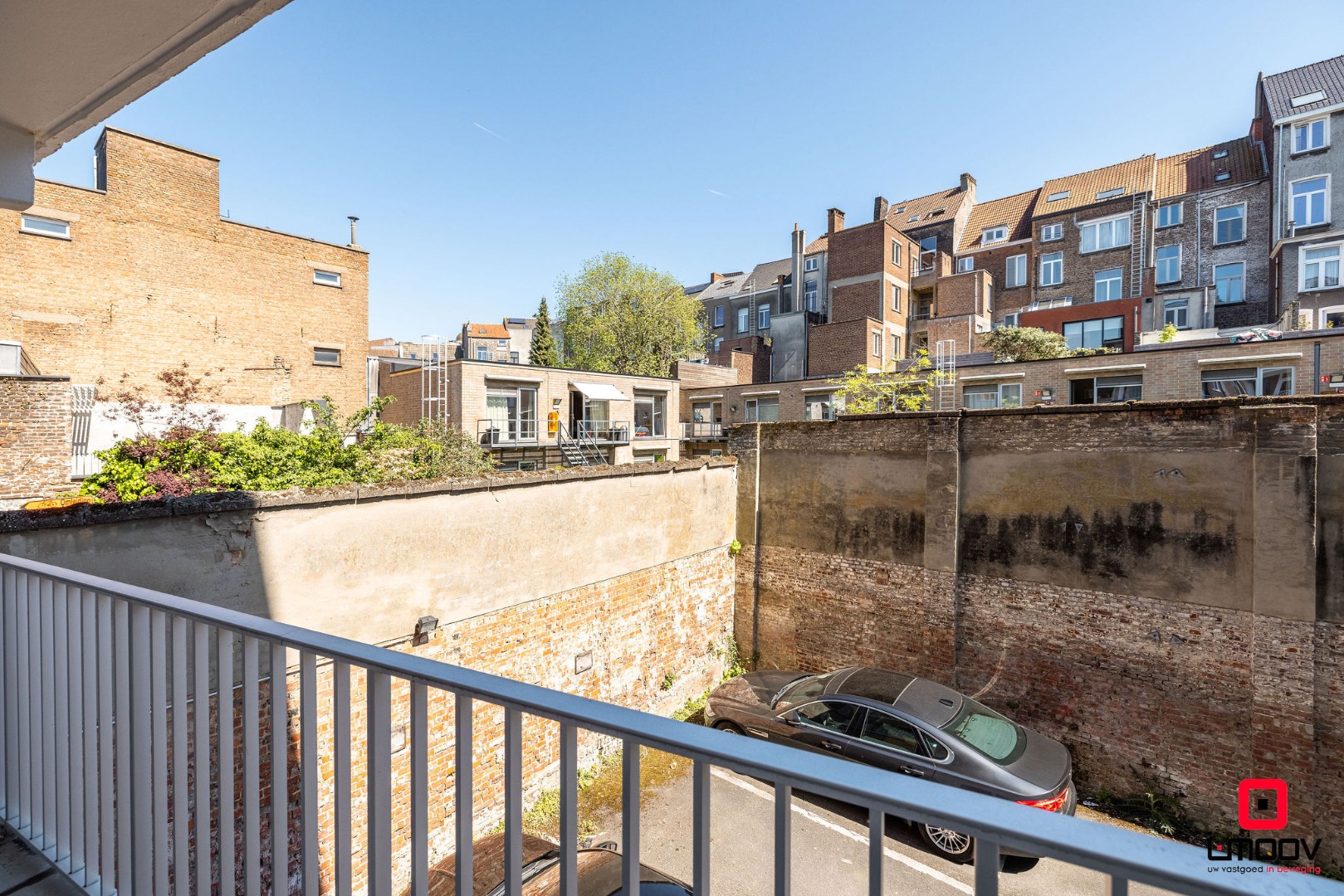Instapklaar appartement met 2 slaapkamers, 2 badkamers en terras in hartje Gent 