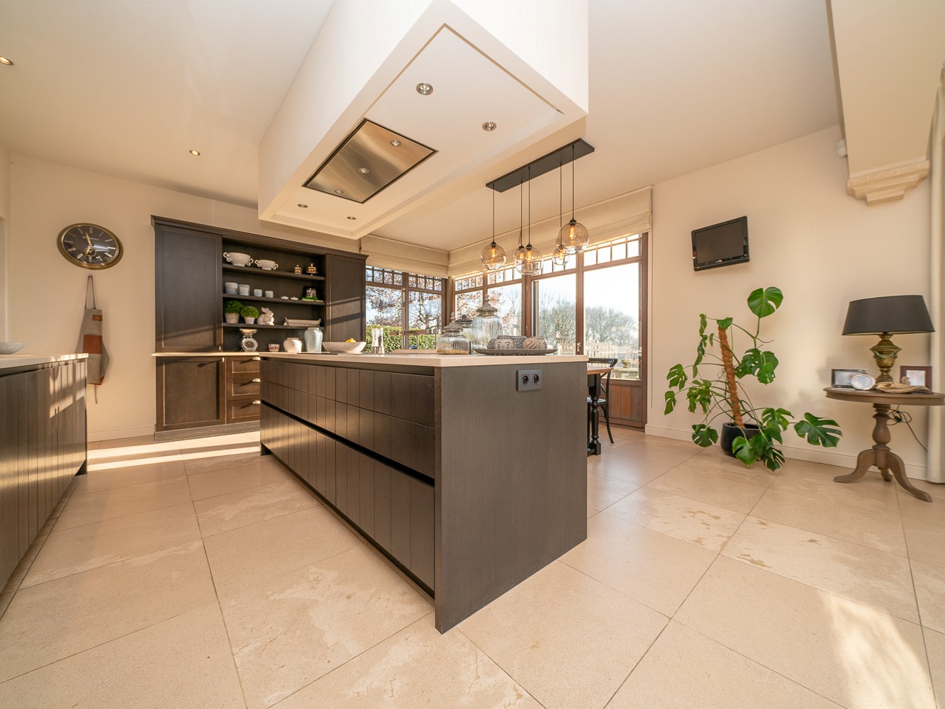 Unieke landelijke villa met zwembad en zicht op Pedevallei 