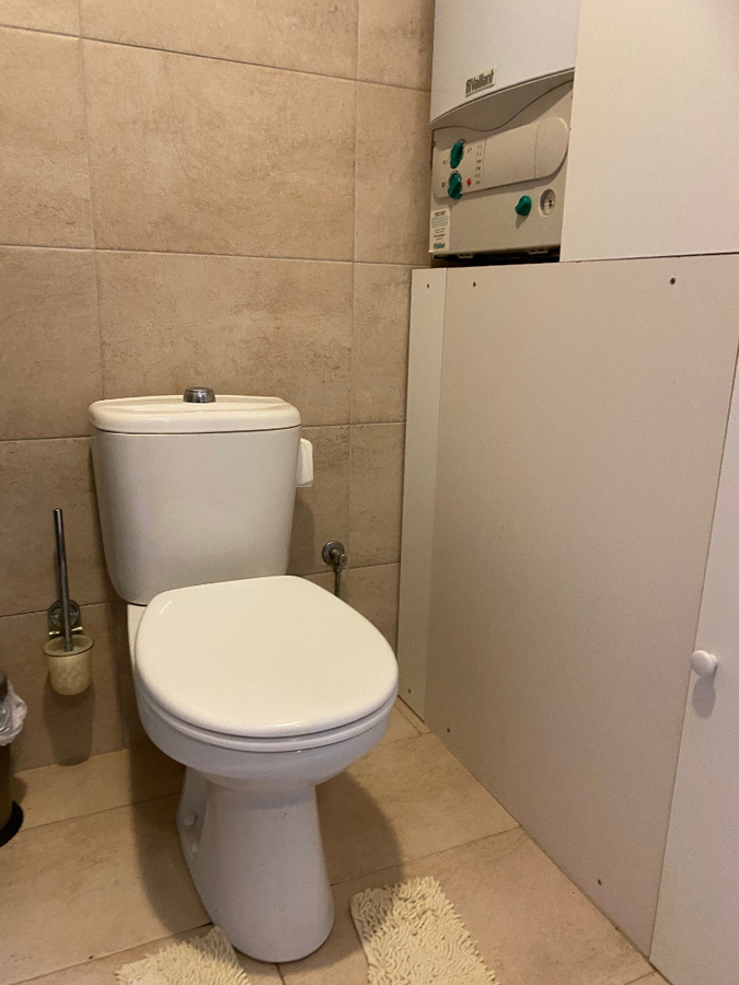 Eigentijds appartement met  autostaanplaats. Geen vaste kosten. 