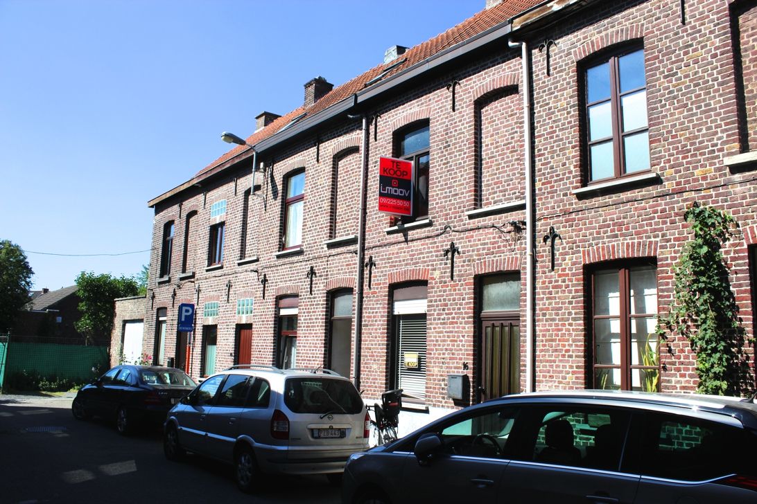 Te renoveren beluikhuisje in een bruisende buurt 