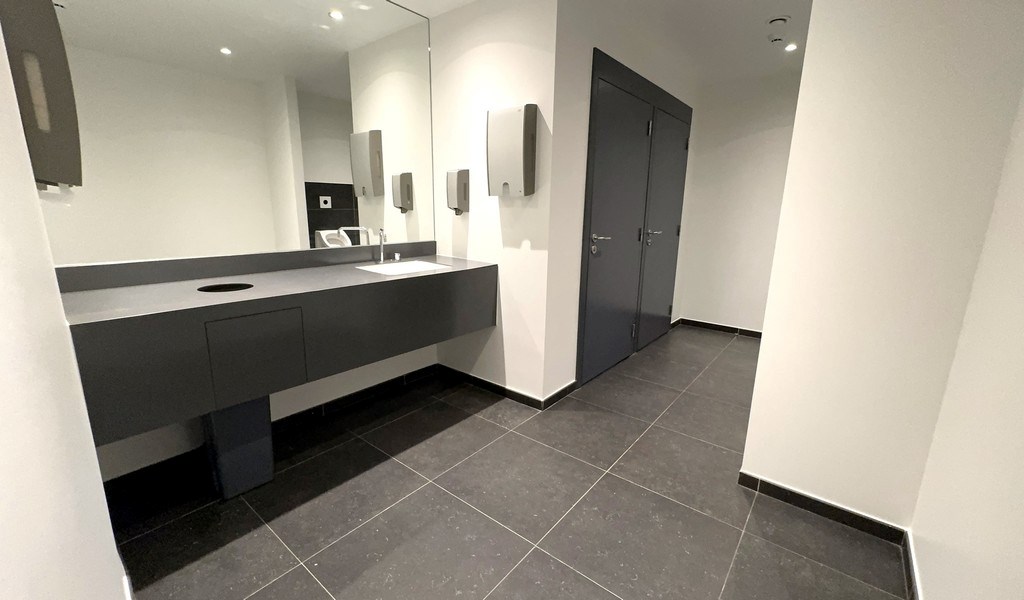 Gerenoveerde kantoren te huur in Crepain gebouw te Gent