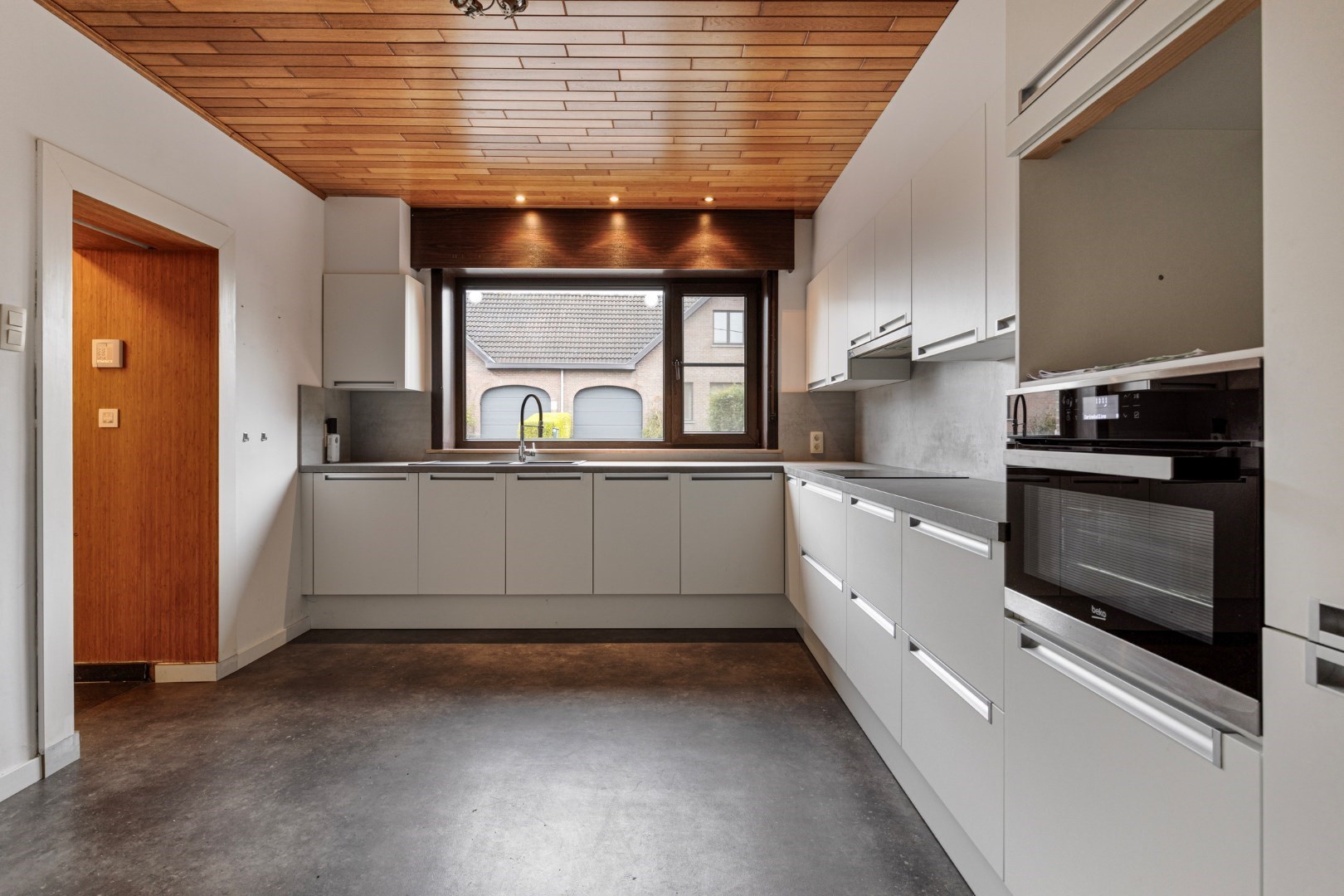 Ruime woning te koop in Afsnee 