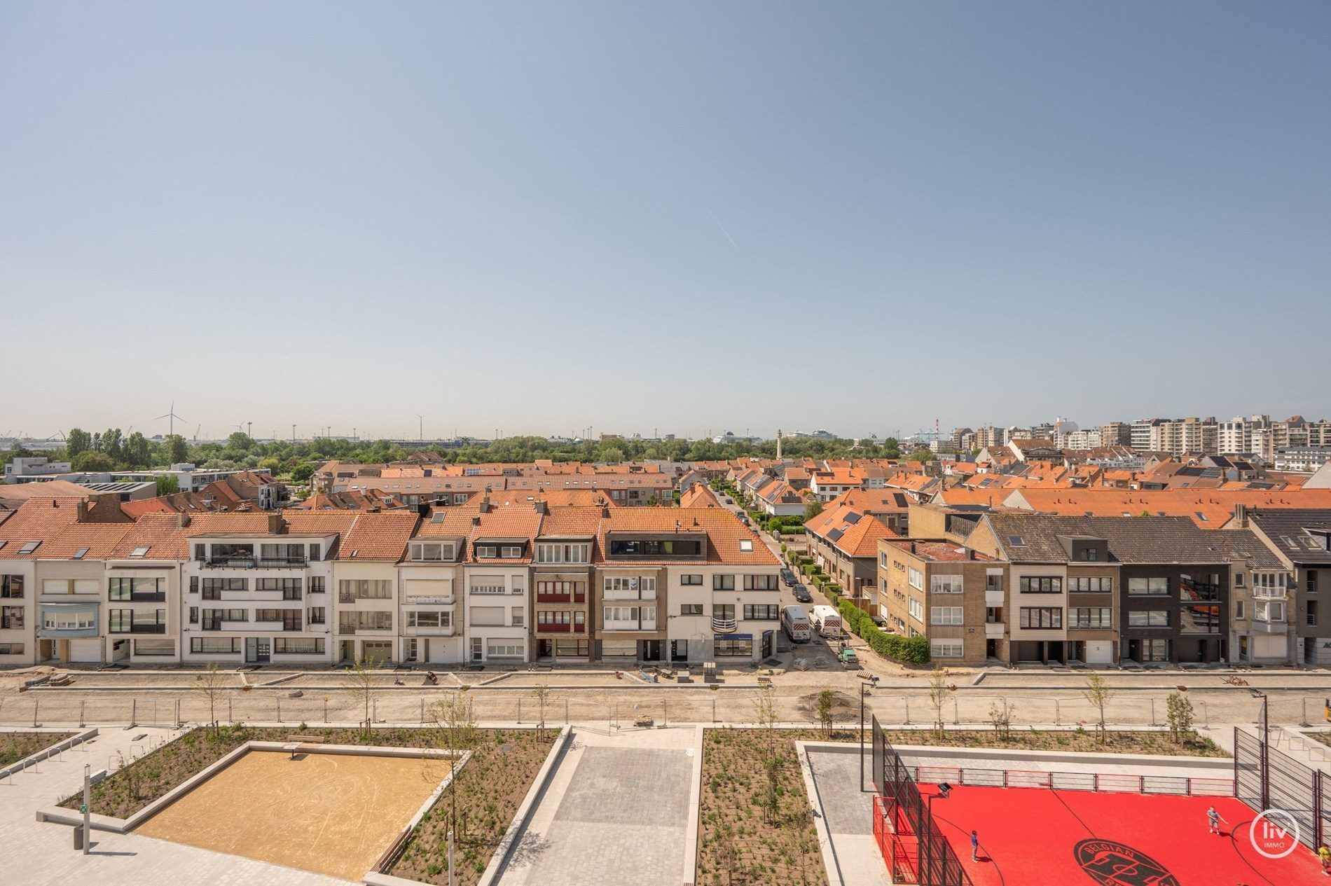 Portes ouvertes Dimanche 26/07 (09h à 16h): Appartement neuf entièrement prêt à emménager avec une largeur de façade de 10m. 