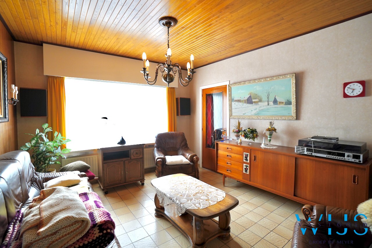 Te renoveren halfopen bebouwing op mooie ligging in Assenede ! 