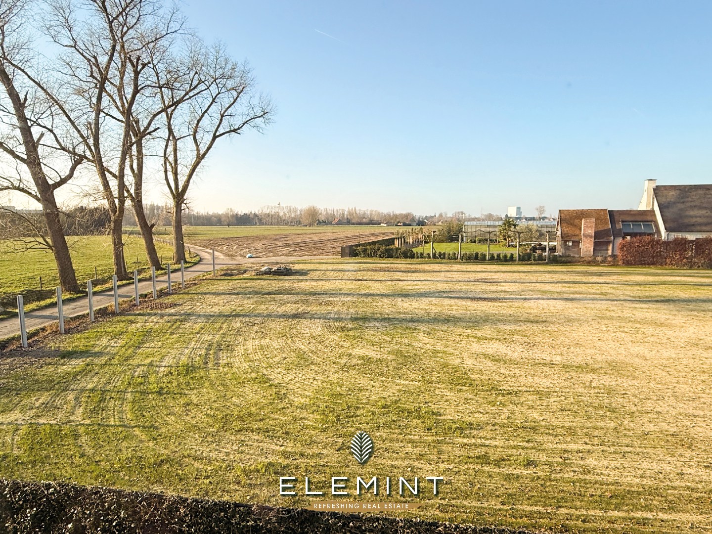 Instapklare halfopen woning te Drongen 