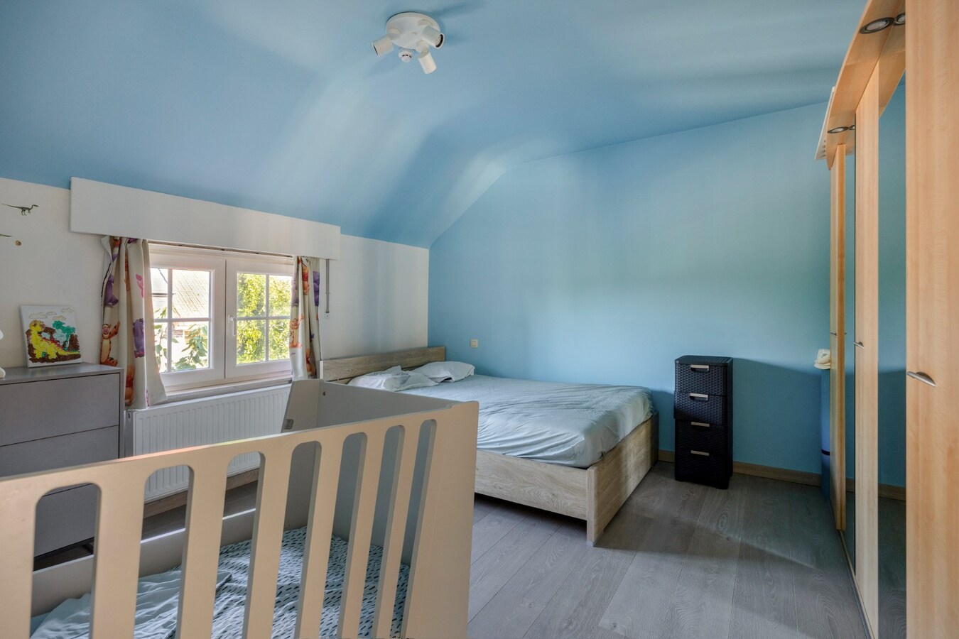 Prachtige pastoriewoning met 4 slaapkamers in Neerheylissem 