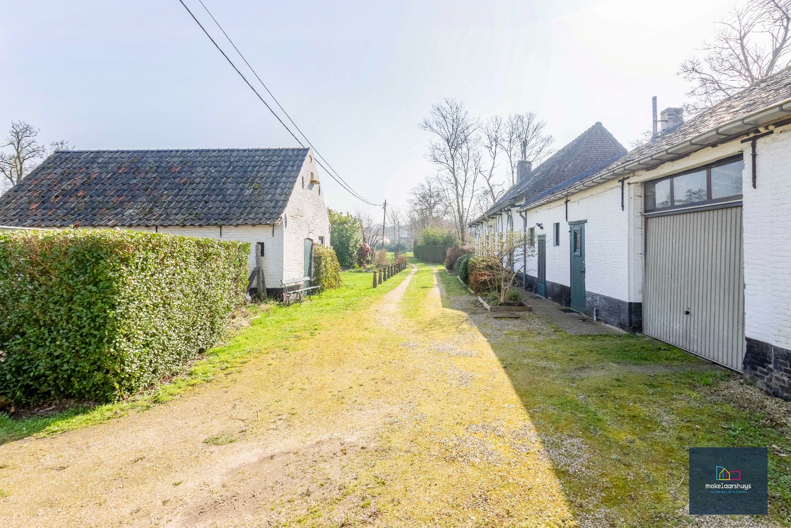 Unieke hovenierswoning op een perceel van 1 ha 18a 84ca 