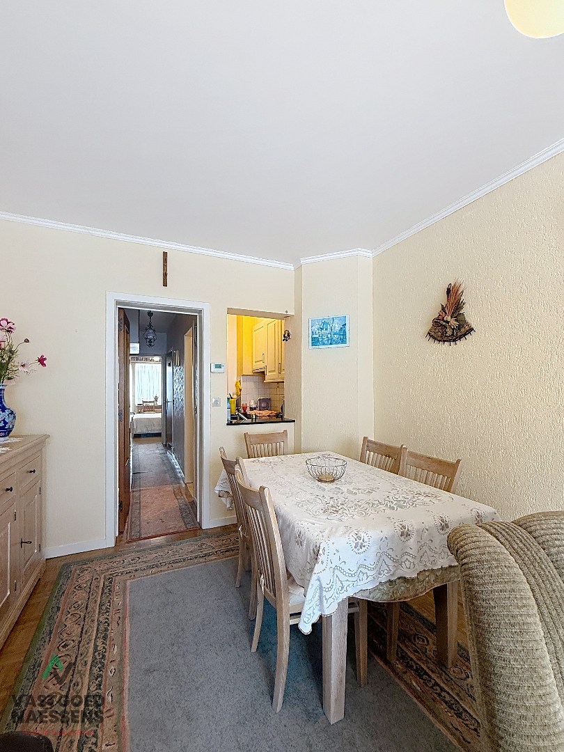 app 1 chambre-vue meublé. 