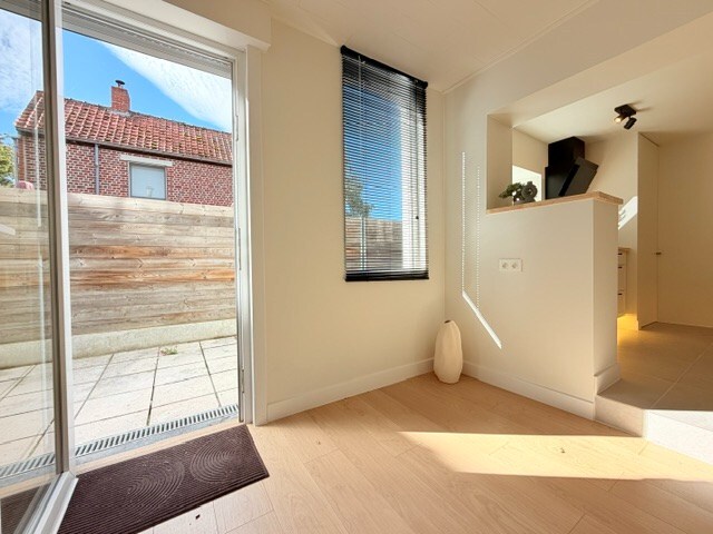 Trendy halfopen bebouwing met tuin en uitweg te Wevelgem ! *** NONO INSPIRED*** 
