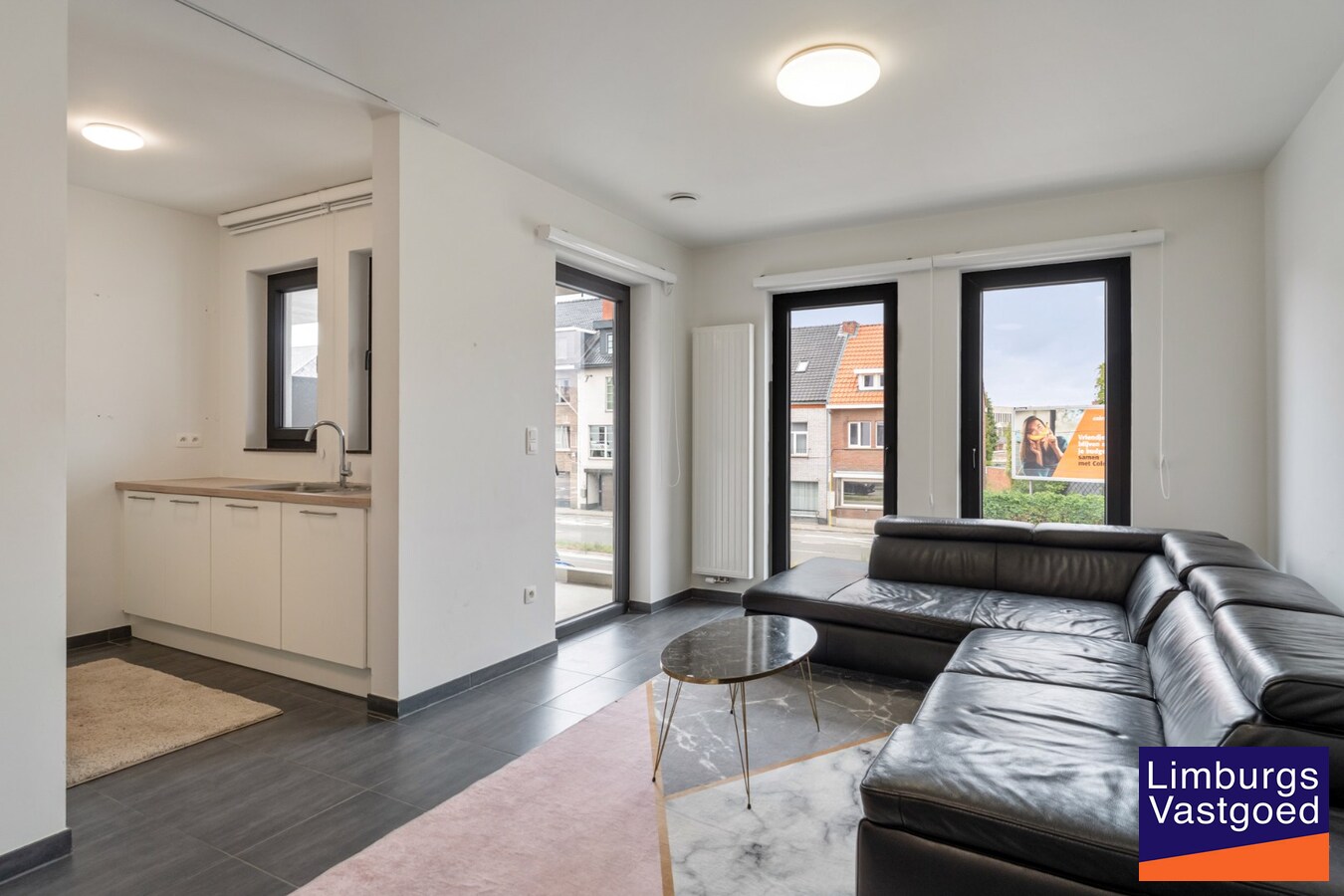 Appartement (80m²), 2 slpk, 2 ruime terrassen, autostaanplaats + kelderberging 