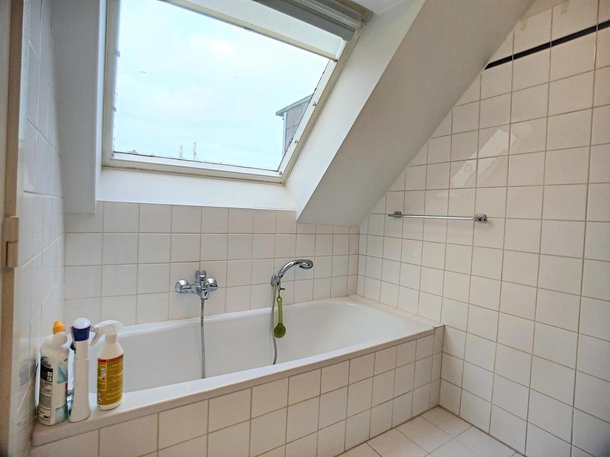 Knap duplexappartement/penthouse met zonneterras - Heist 