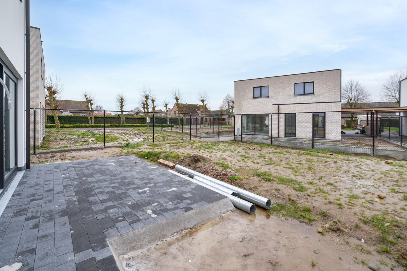 Halfopen nieuwbouwwoning met 3 slaapkamers te Koekelare 