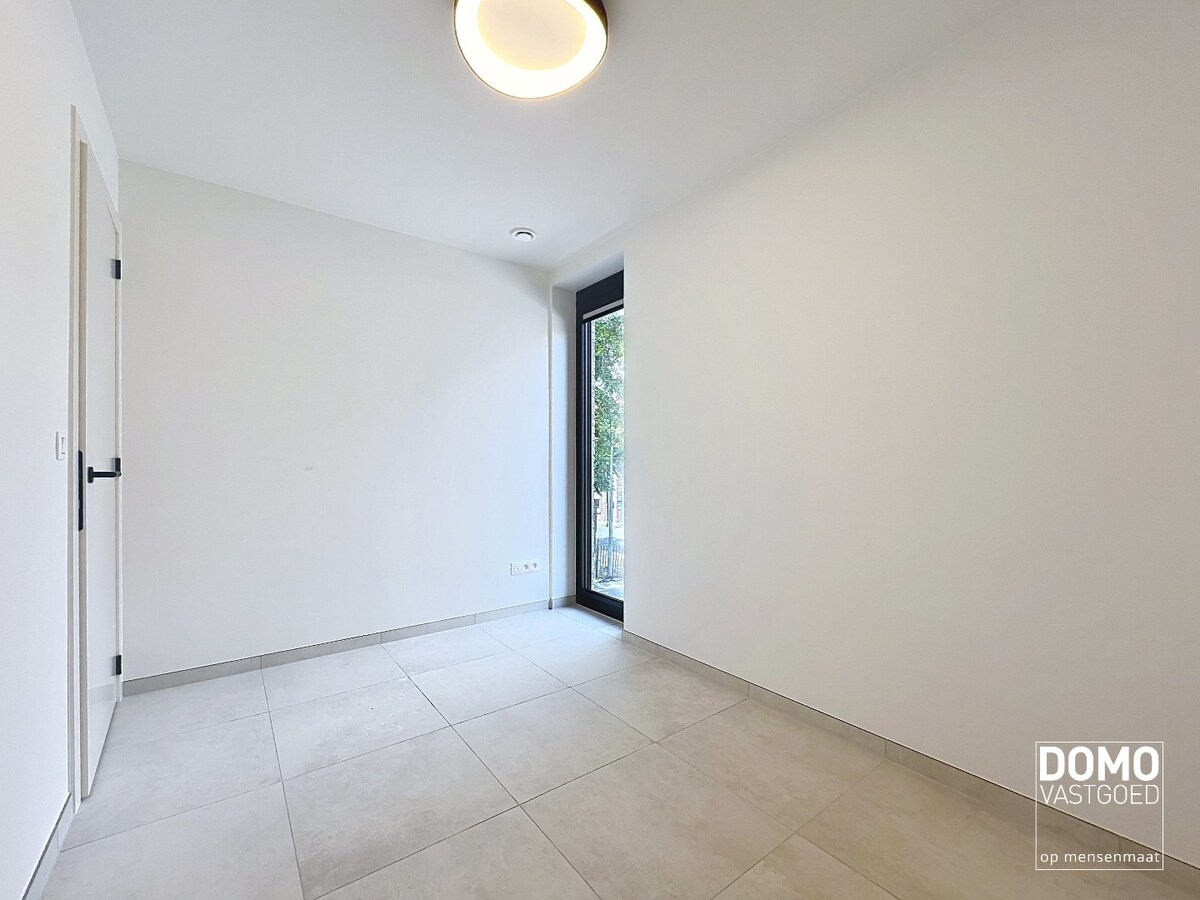 NIEUWBOUWAPPARTEMENT MET 2 SLAAPKAMERS EN TERRAS IN HET CENTRUM VAN HASSELT 