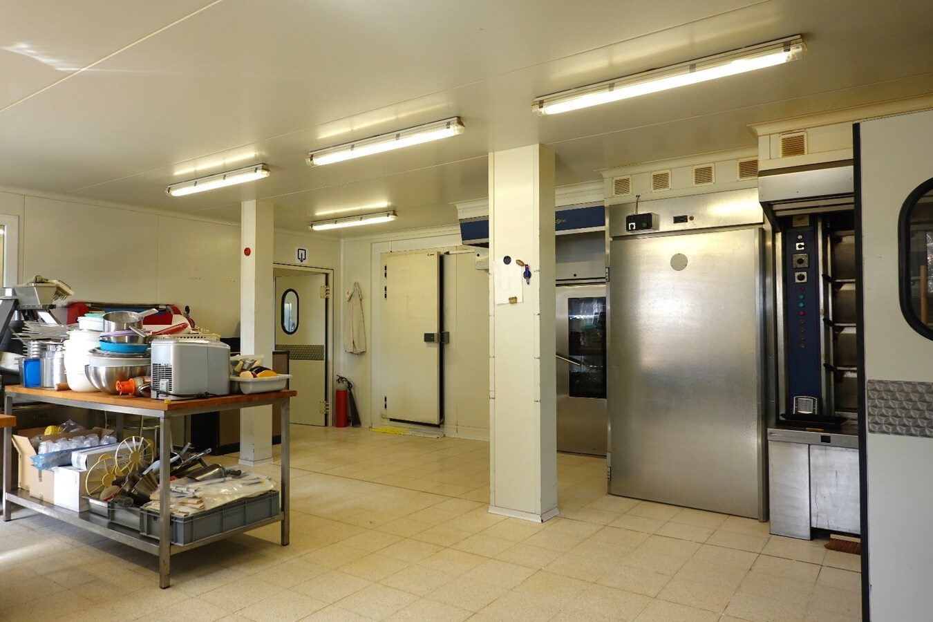 Woning met polyvalente ruimte op uitstekende ligging in Roksem 