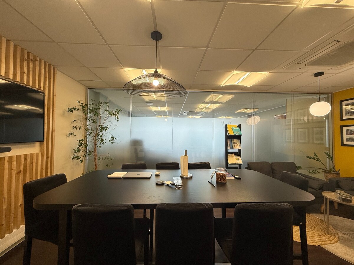 Superbe bureau de ±123 m² dans le zoning OUEST de Tournai 