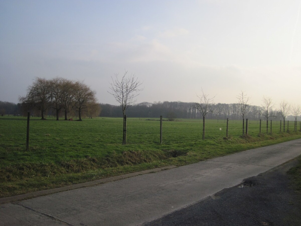 Ruim, landelijk wonen in t groene Melsen. 