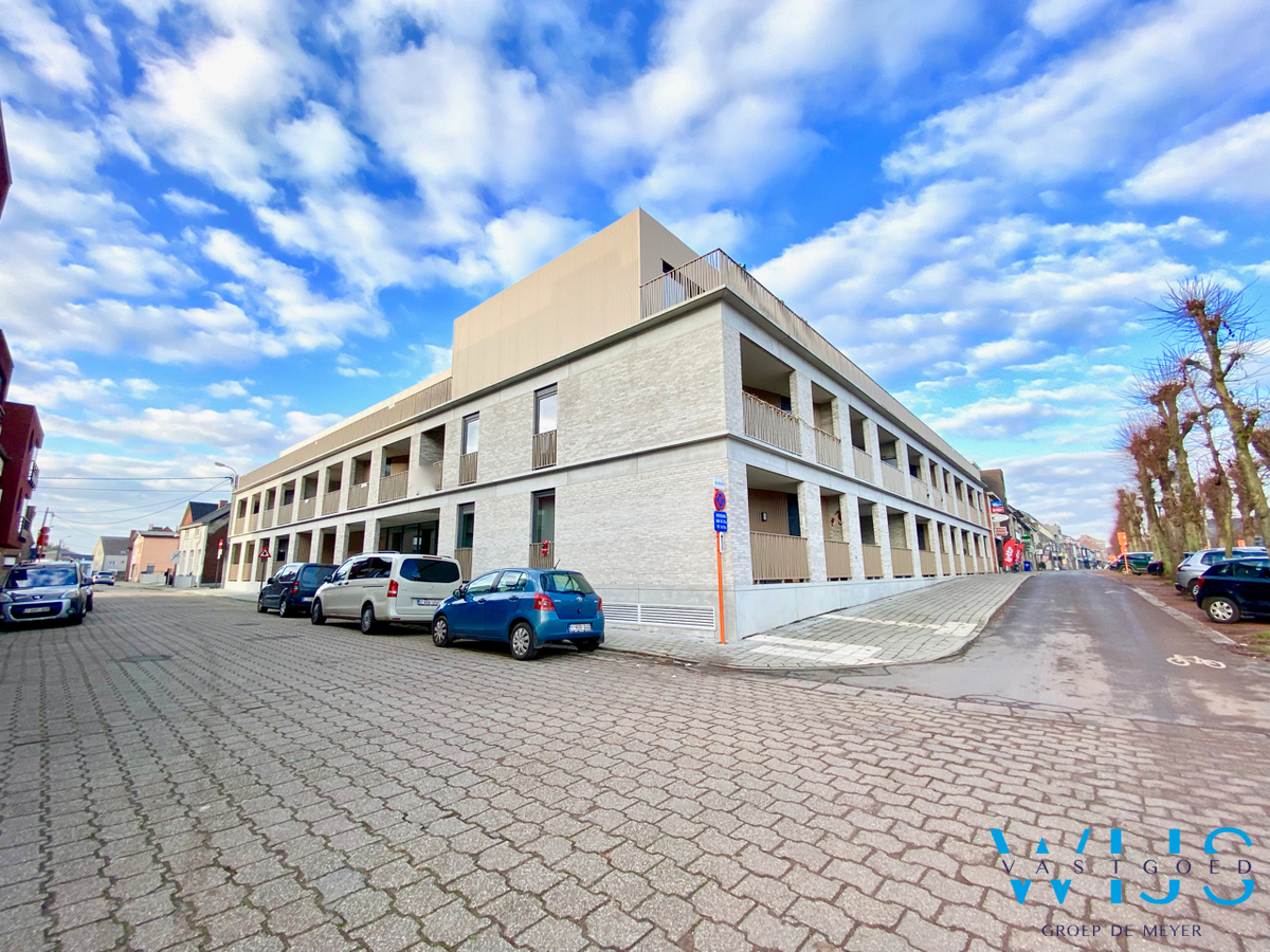 Serviceflat in hartje Ertvelde ! 