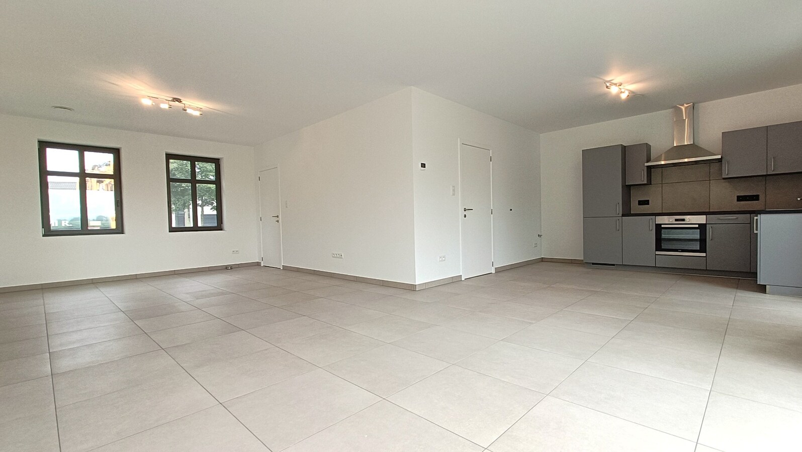 Nieuwbouw woning met tuin, terras en 3 slaapkamers 