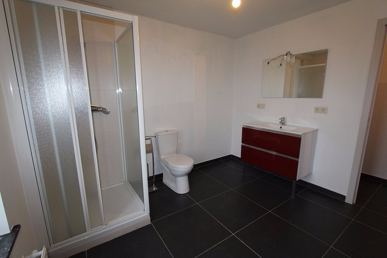 Woning met 3 slaapkamers tuin en garage te Koekelare 