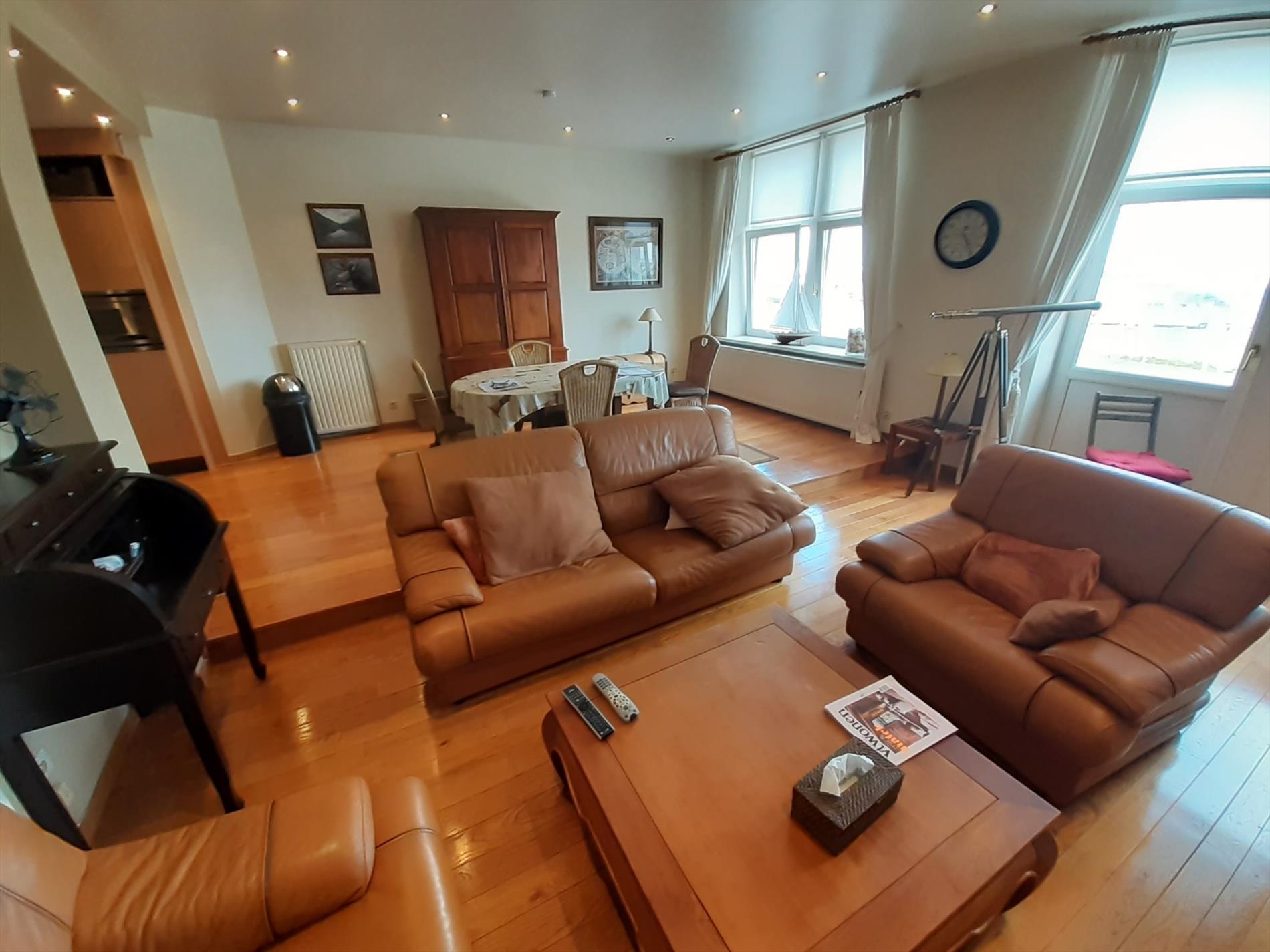 2 slaapkamer appartement met zijdelingse zeezicht 