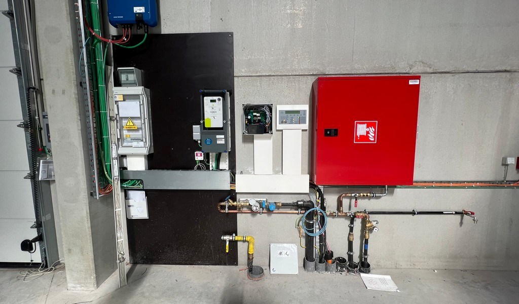 Recent magazijn te huur in Evergem