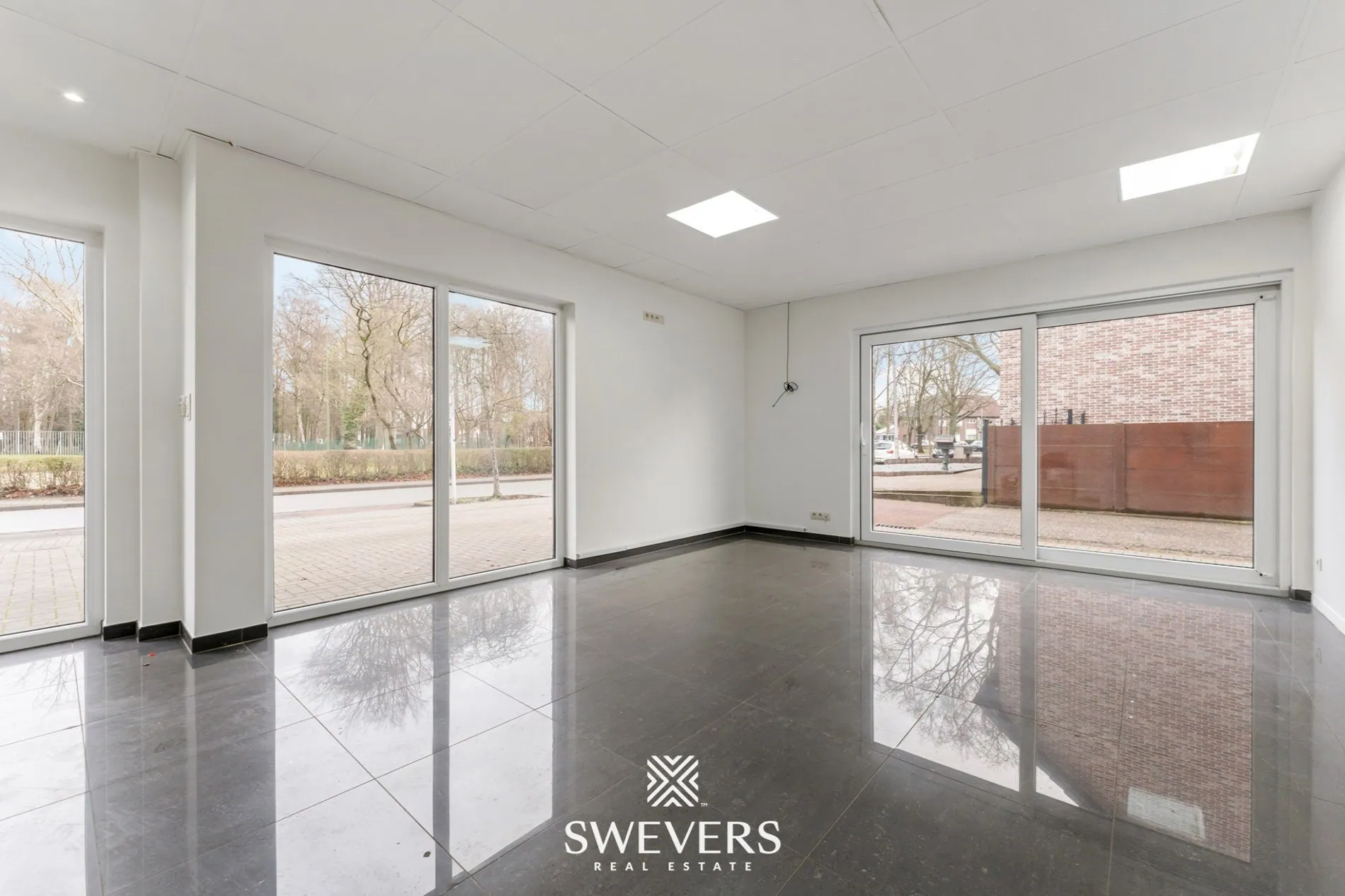Te huur commercieel kantoor - Heusden-Zolder