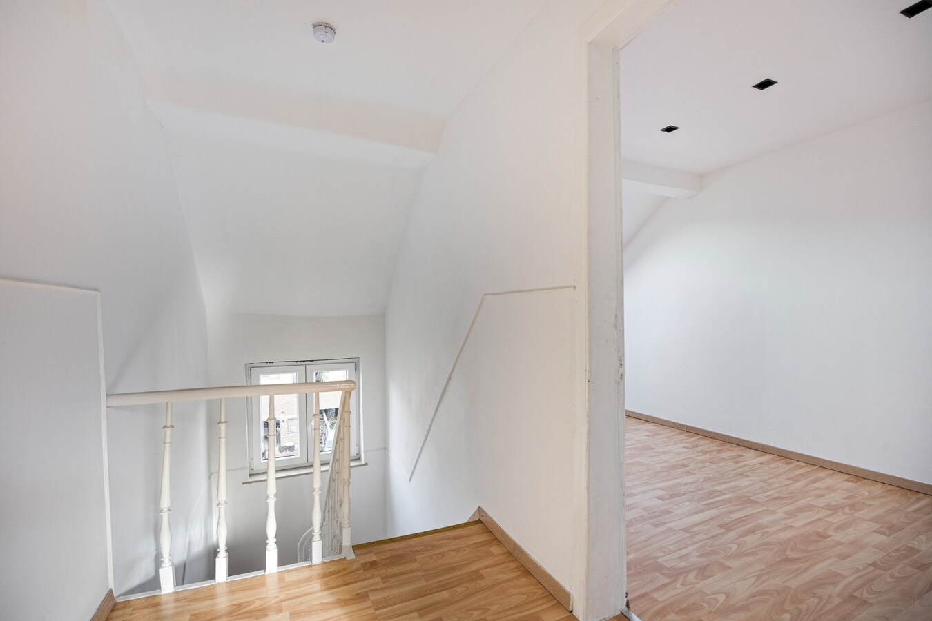 Instapklare stadswoning met 4 slaapkamers in Tienen 